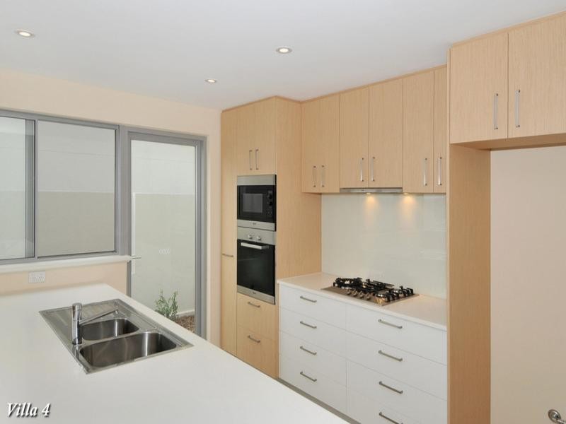 4/26 Caspian Drive, Wannanup WA 6210