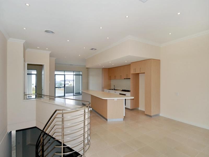 13/22 Caspian Drive, Wannanup WA 6210