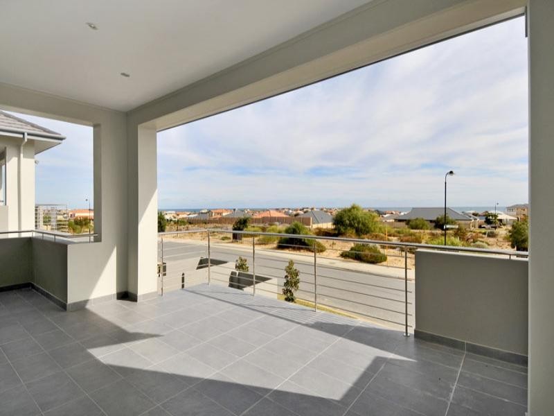 13/22 Caspian Drive, Wannanup WA 6210