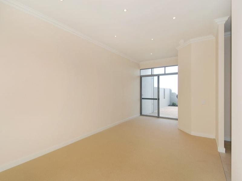 13/22 Caspian Drive, Wannanup WA 6210