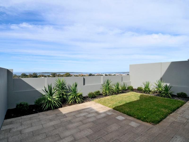13/22 Caspian Drive, Wannanup WA 6210