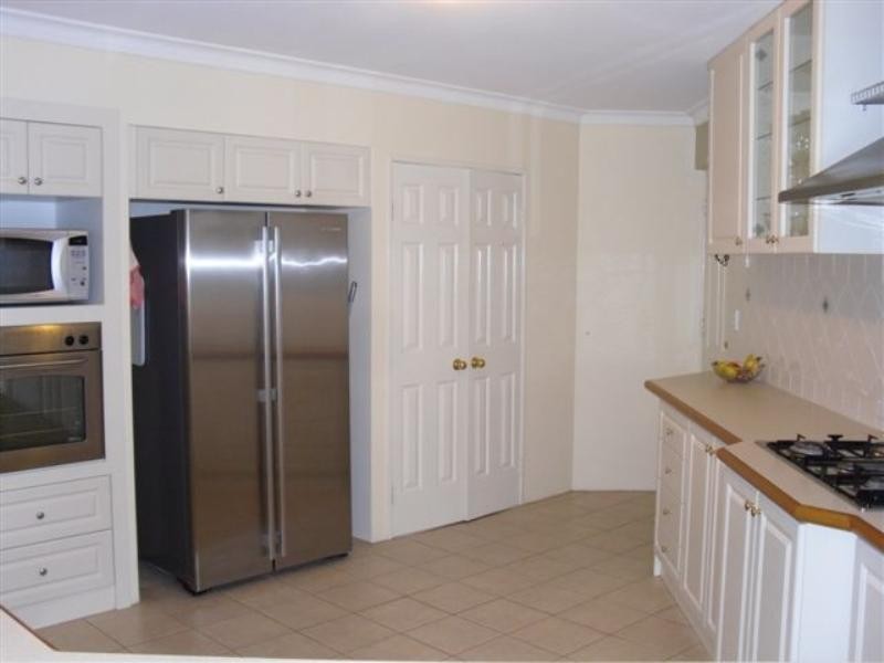 18 Australis Circle, Wannanup WA 6210