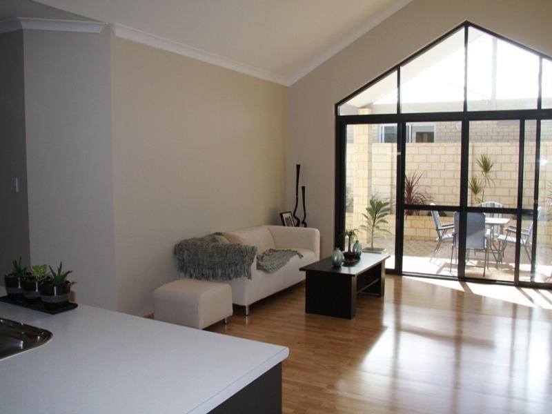 5 Bush View, Wannanup WA 6210