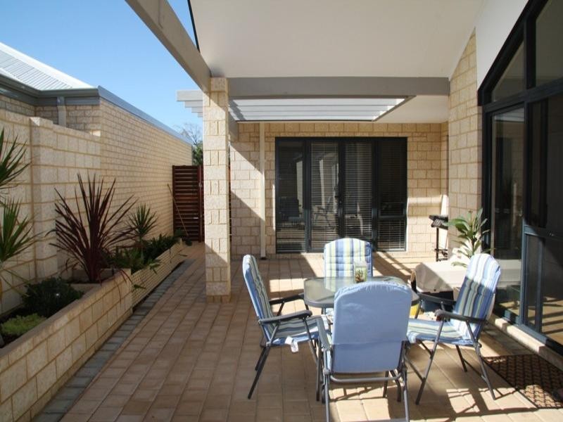 5 Bush View, Wannanup WA 6210