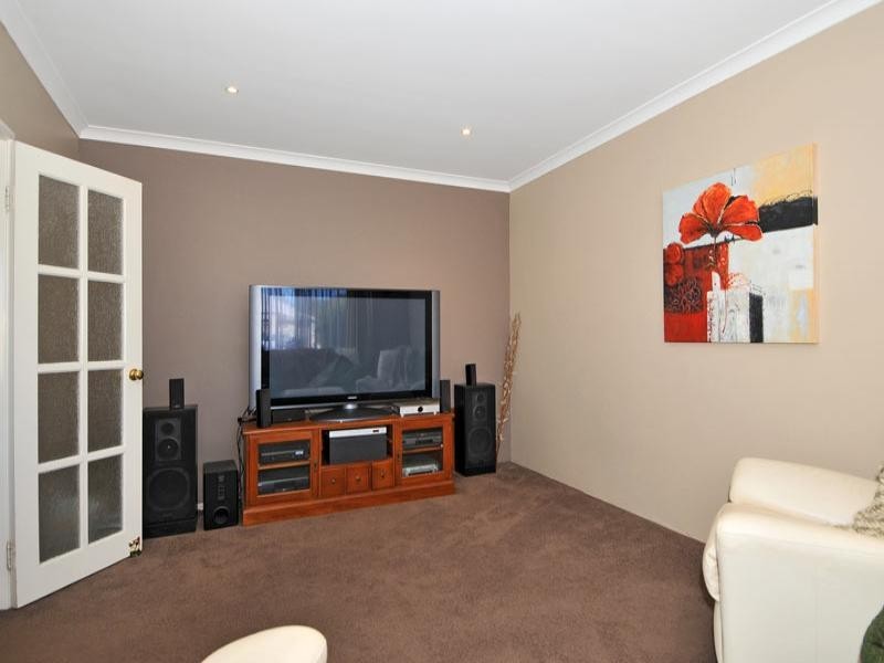 34 Princeton Drive, Wannanup WA 6210