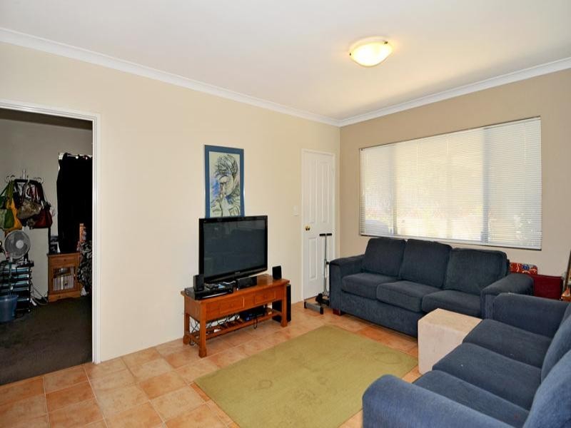 34 Princeton Drive, Wannanup WA 6210