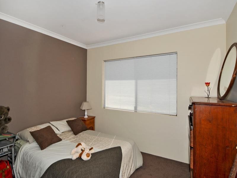 34 Princeton Drive, Wannanup WA 6210