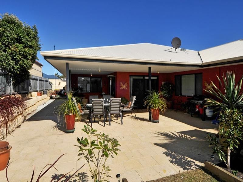 34 Princeton Drive, Wannanup WA 6210