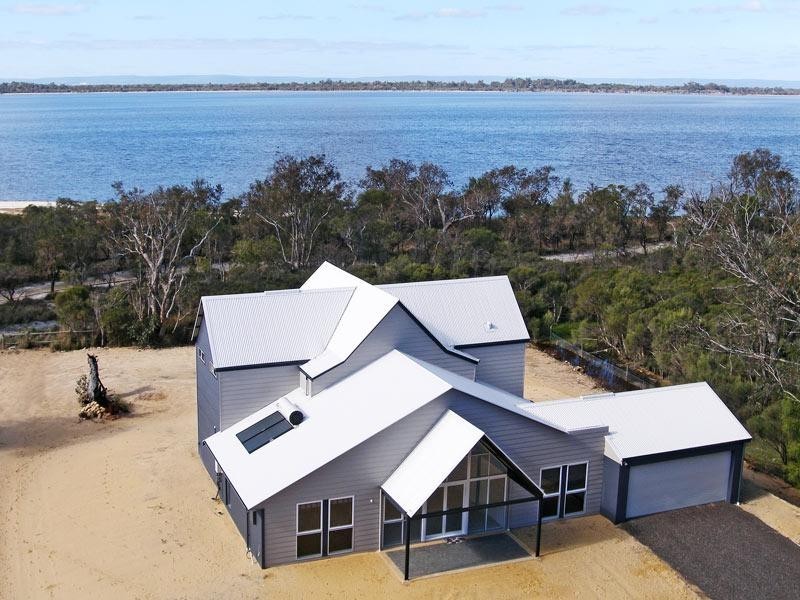 8 Water View, Bouvard WA 6211