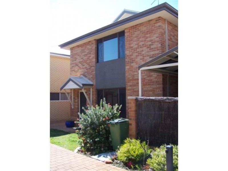 9/8 Cooper Street, Mandurah WA 6210