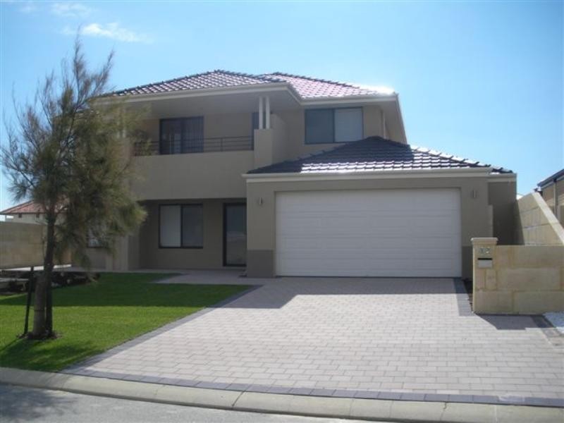 12 Sandune Way, Wannanup WA 6210