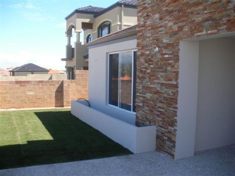 17 Frederick Way, Wannanup WA 6210