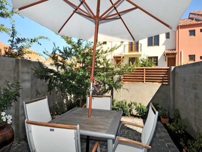 55/18 Port Quays, Wannanup WA 6210