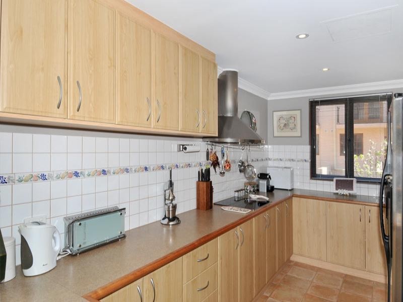 4/18 Port Quays, Wannanup WA 6210