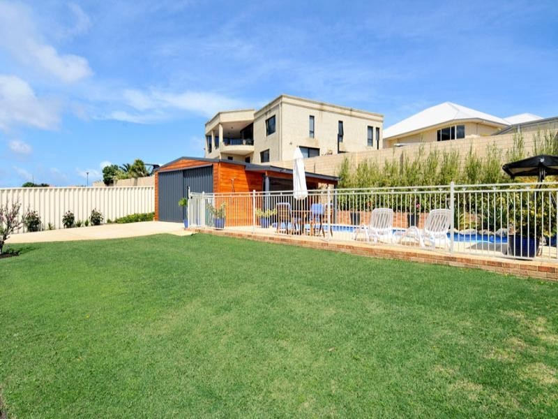 30 Rees Place, Wannanup WA 6210