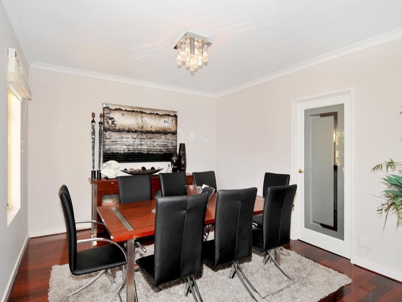 30 Rees Place, Wannanup WA 6210