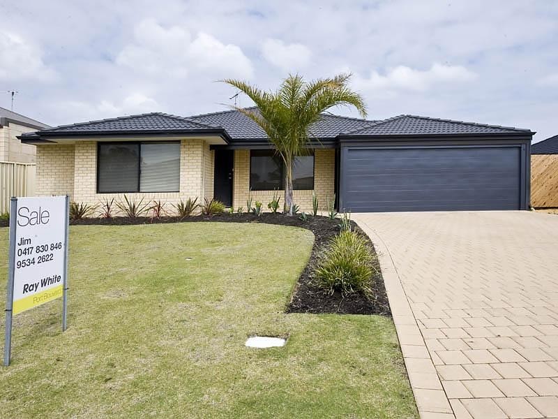 13 Chalice Rise, Lakelands WA 6180