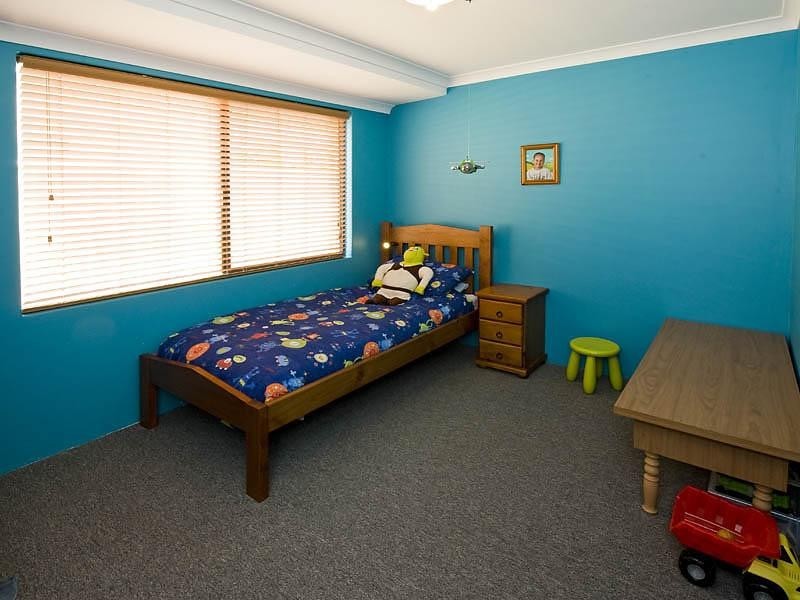 13 Chalice Rise, Lakelands WA 6180