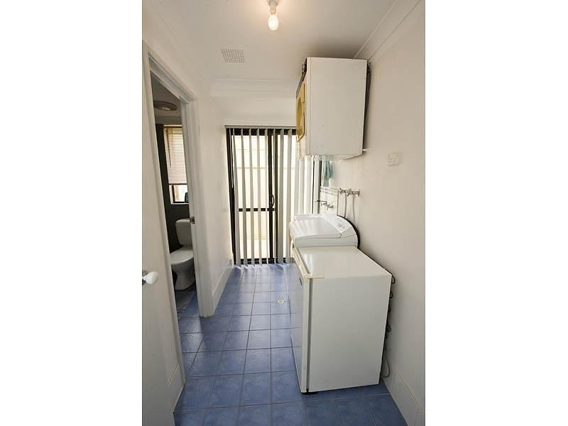 13 Chalice Rise, Lakelands WA 6180