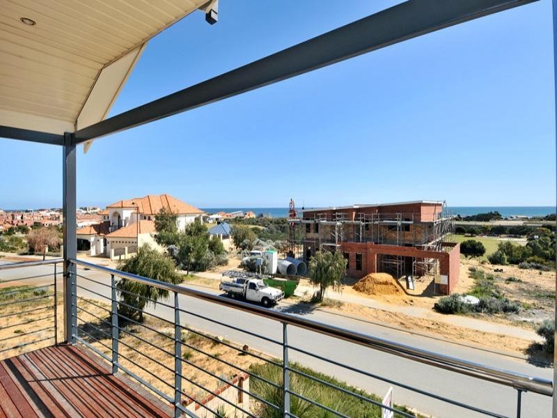 22 Endeavour Circle, Wannanup WA 6210