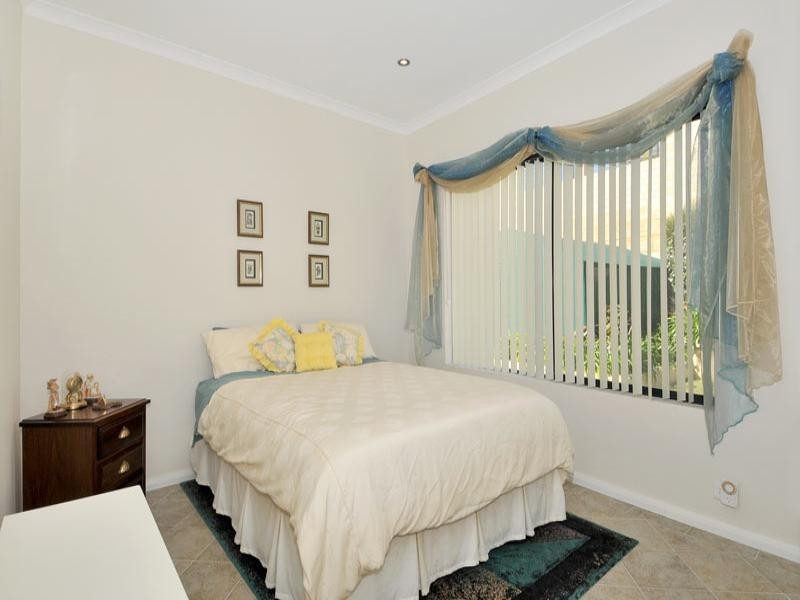 22 Endeavour Circle, Wannanup WA 6210