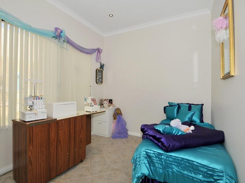 22 Endeavour Circle, Wannanup WA 6210