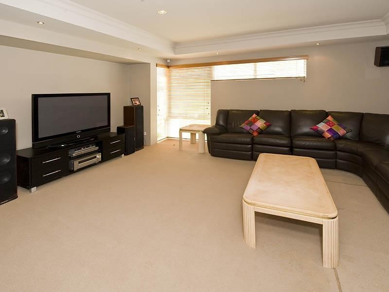 84 Baloo Crescent, Wannanup WA 6210