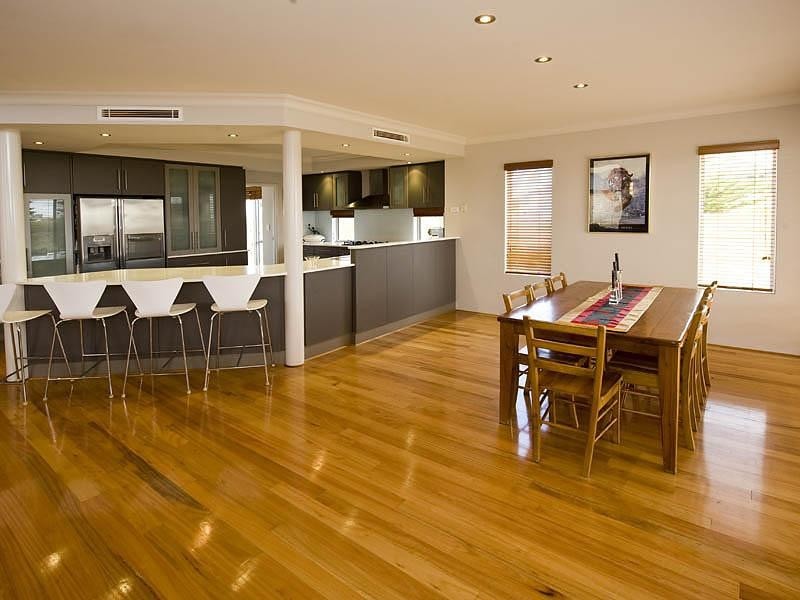 84 Baloo Crescent, Wannanup WA 6210