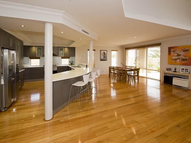 84 Baloo Crescent, Wannanup WA 6210