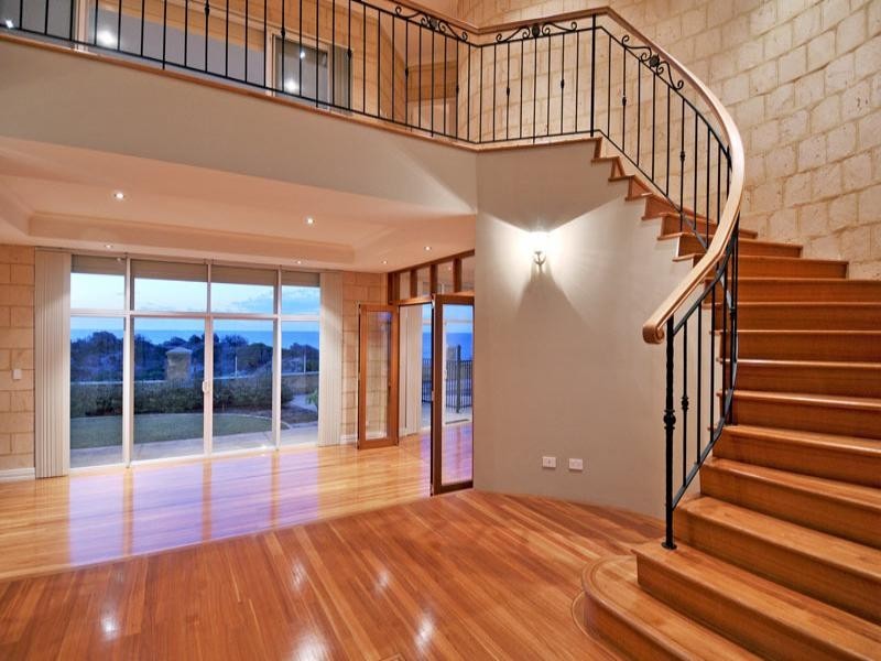 34 Alexis Circle, Wannanup WA 6210