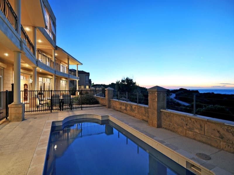 34 Alexis Circle, Wannanup WA 6210