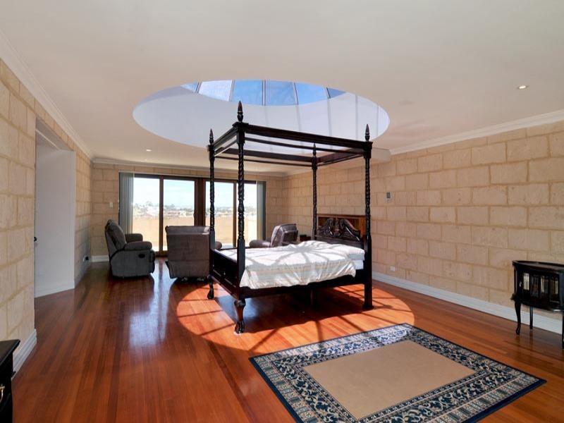 34 Alexis Circle, Wannanup WA 6210