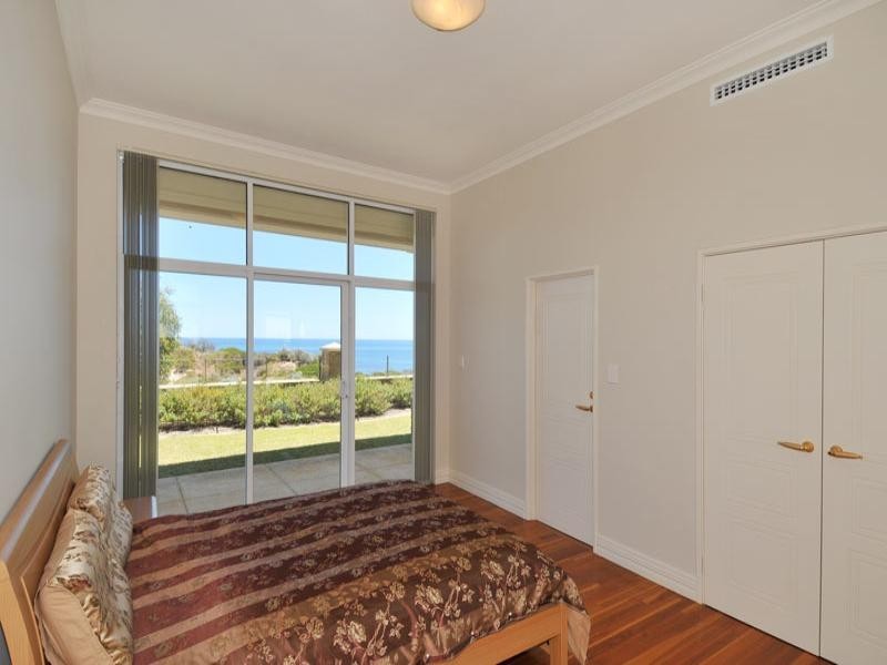 34 Alexis Circle, Wannanup WA 6210