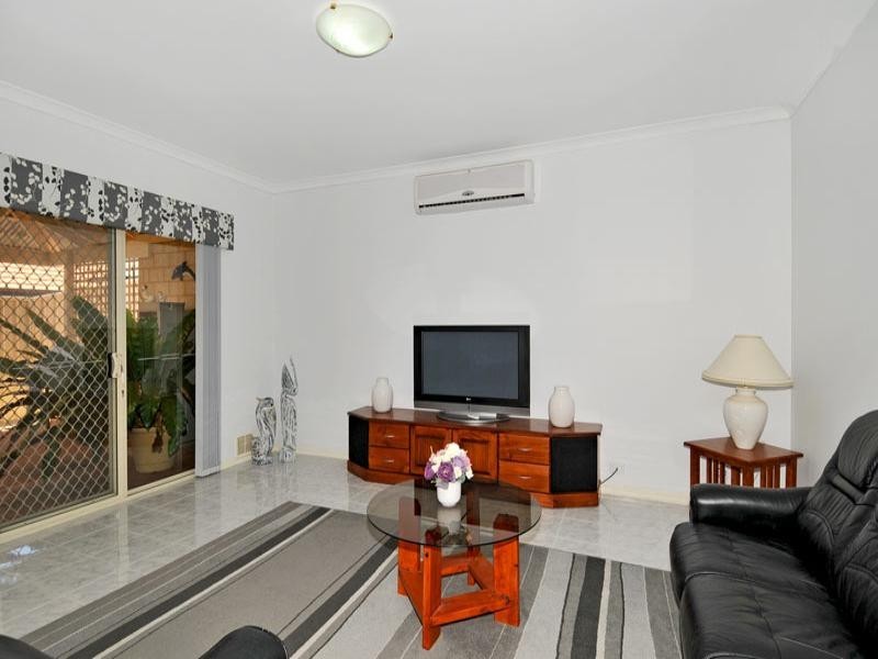 21 Batavia Avenue, Wannanup WA 6210