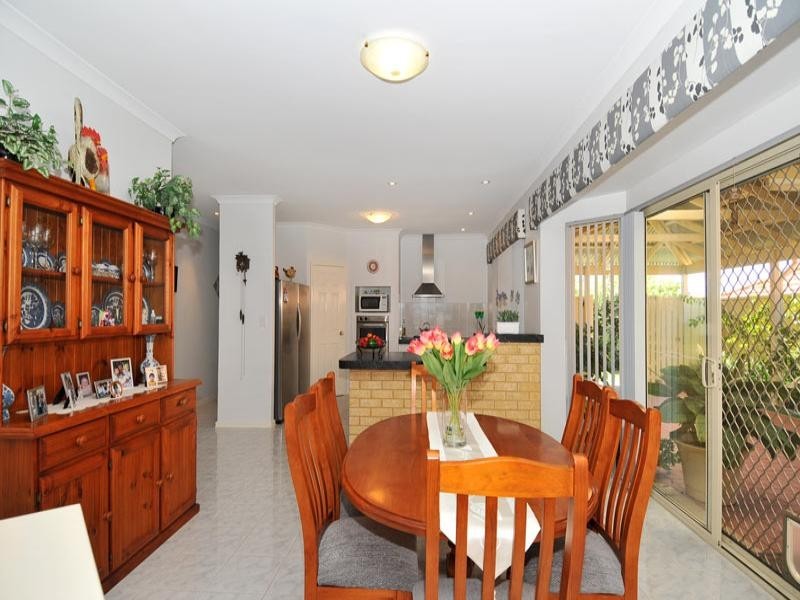 21 Batavia Avenue, Wannanup WA 6210