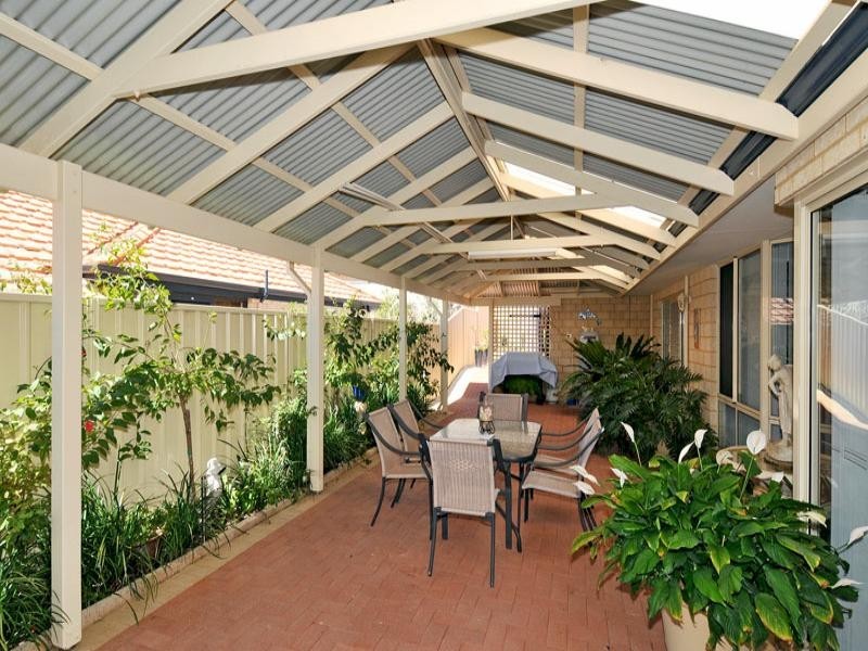 21 Batavia Avenue, Wannanup WA 6210