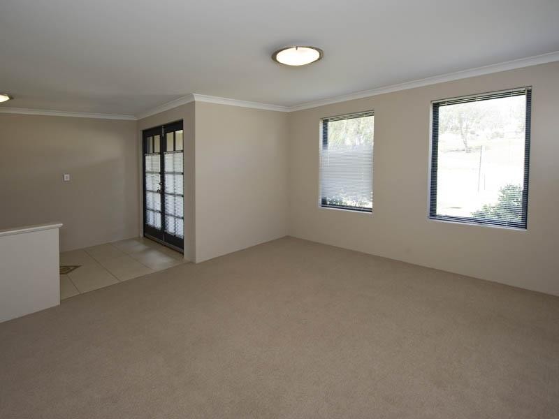 7 Masthead Way, Wannanup WA 6210