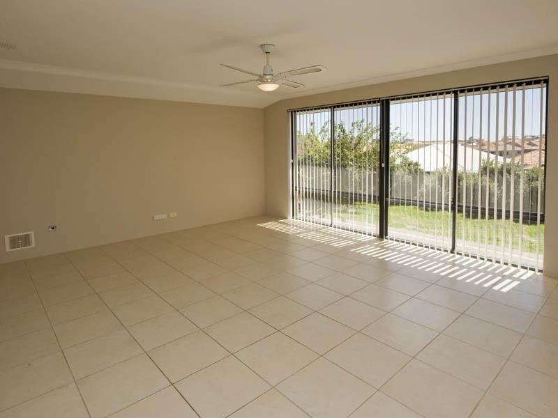 7 Masthead Way, Wannanup WA 6210