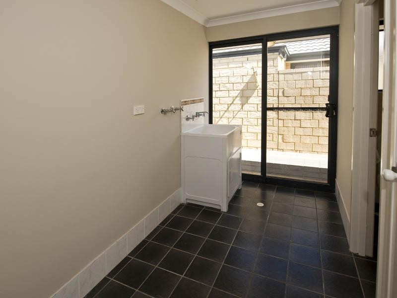 7 Masthead Way, Wannanup WA 6210