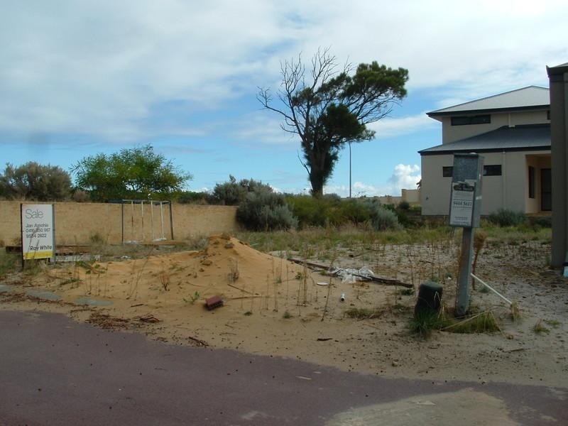 11 (Lot 27) Gold Ridge, Wannanup WA 6210