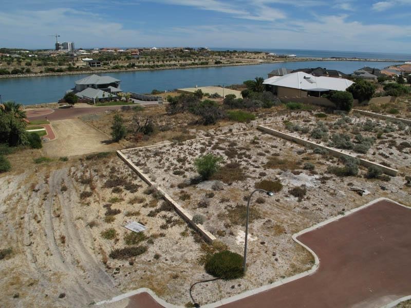 11 (Lot 27) Gold Ridge, Wannanup WA 6210