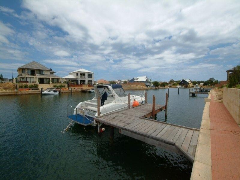 85 Sandpiper Island Retreat, Wannanup WA 6210