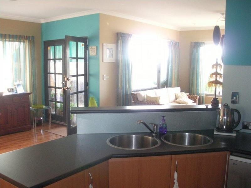 9 Bottlebrush Lane, Wannanup WA 6210