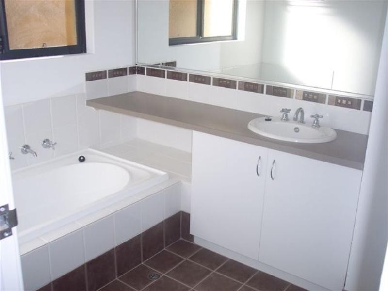 2 Firetail Lane, Erskine WA 6210