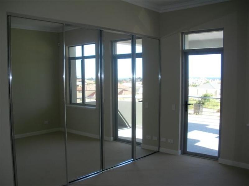 12/20 Caspian Drive, Wannanup WA 6210