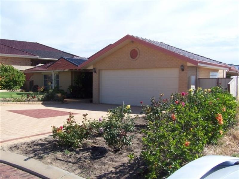 6 Australis Circle, Wannanup WA 6210