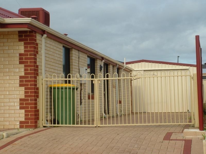 15 Cunderdin Loop, Dawesville WA 6211
