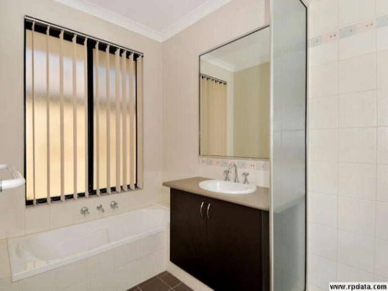 5 Masthead Way, Wannanup WA 6210