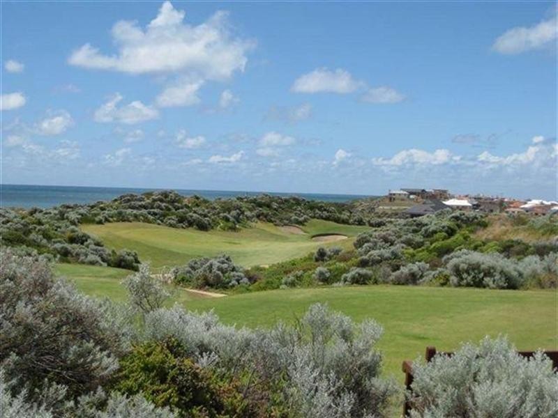 37 Sanctuary Circuit, Dawesville WA 6211