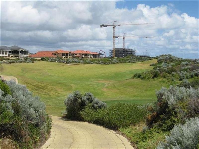 37 Sanctuary Circuit, Dawesville WA 6211